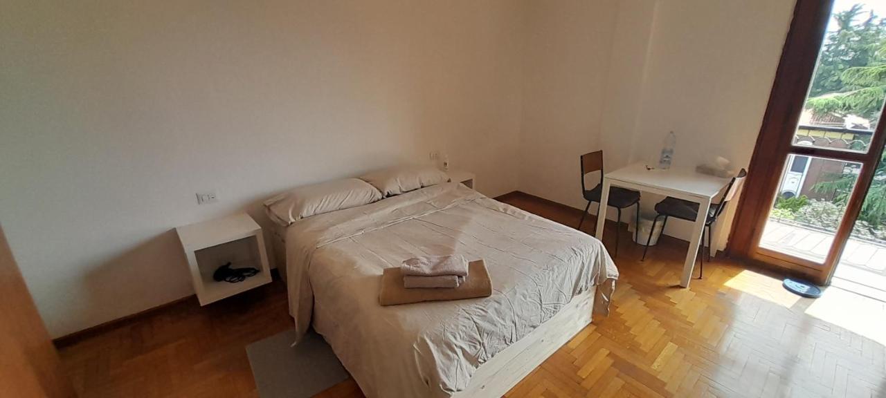 I Feel Orange Hotel Леняно Екстериор снимка