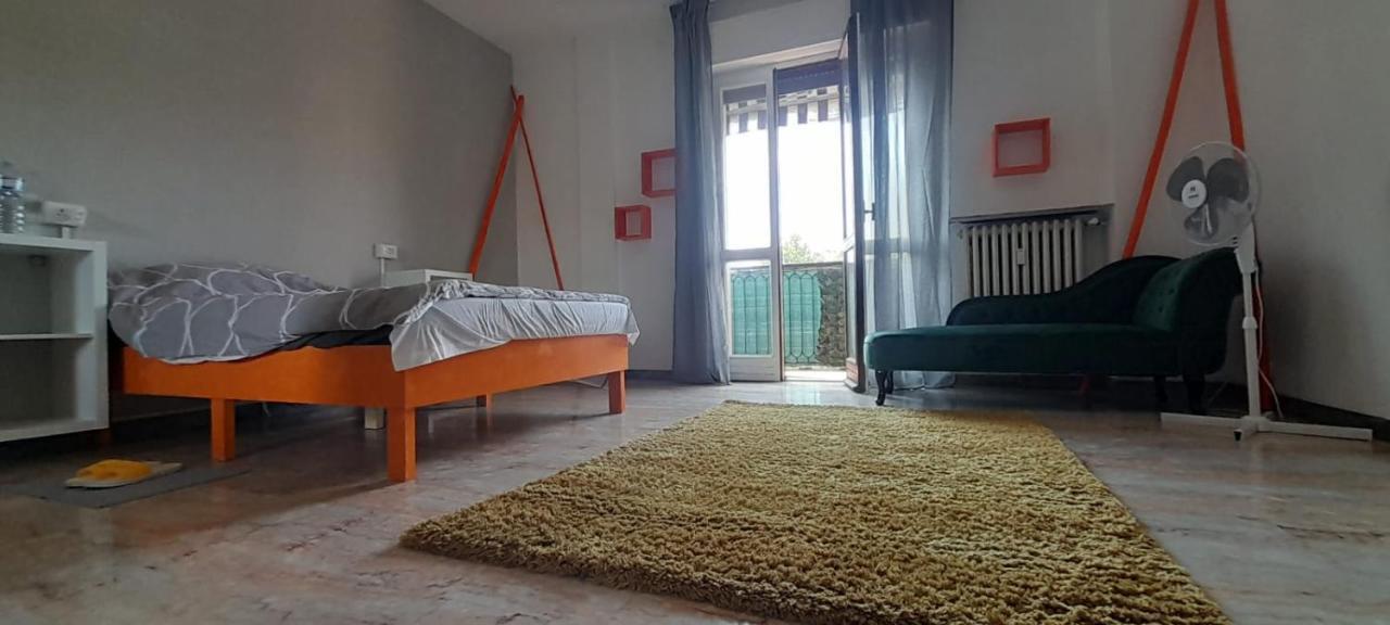 I Feel Orange Hotel Леняно Екстериор снимка